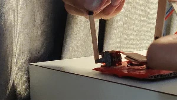 The claw lever on the shadow controller